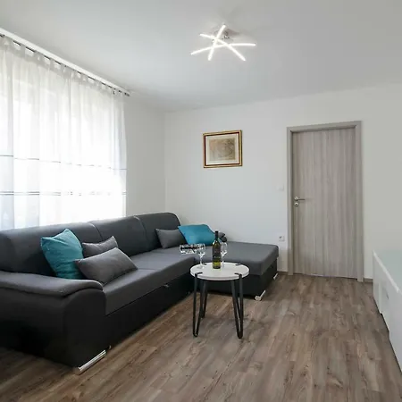 R&d Appartement Pula